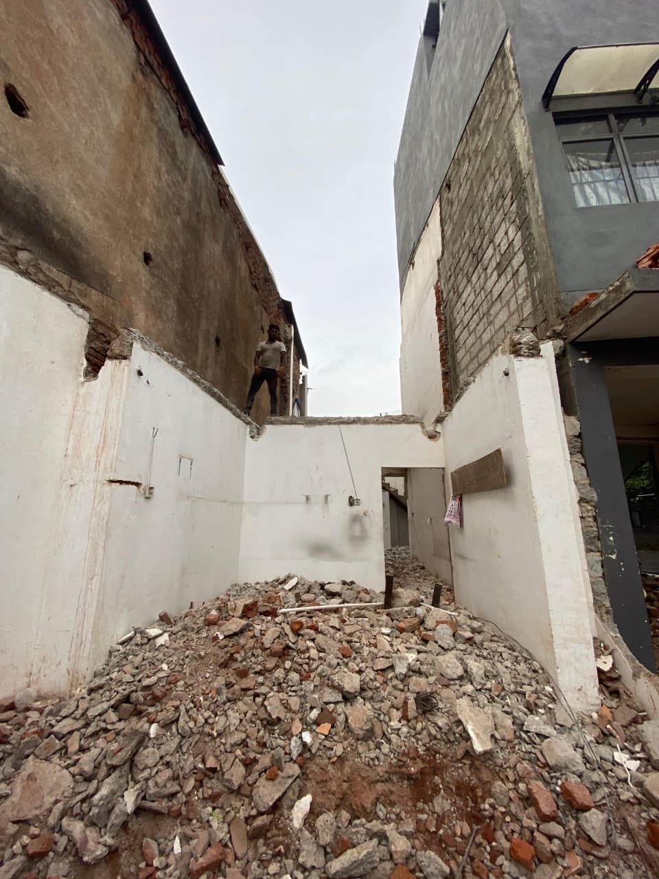 demolition contractors in homagama