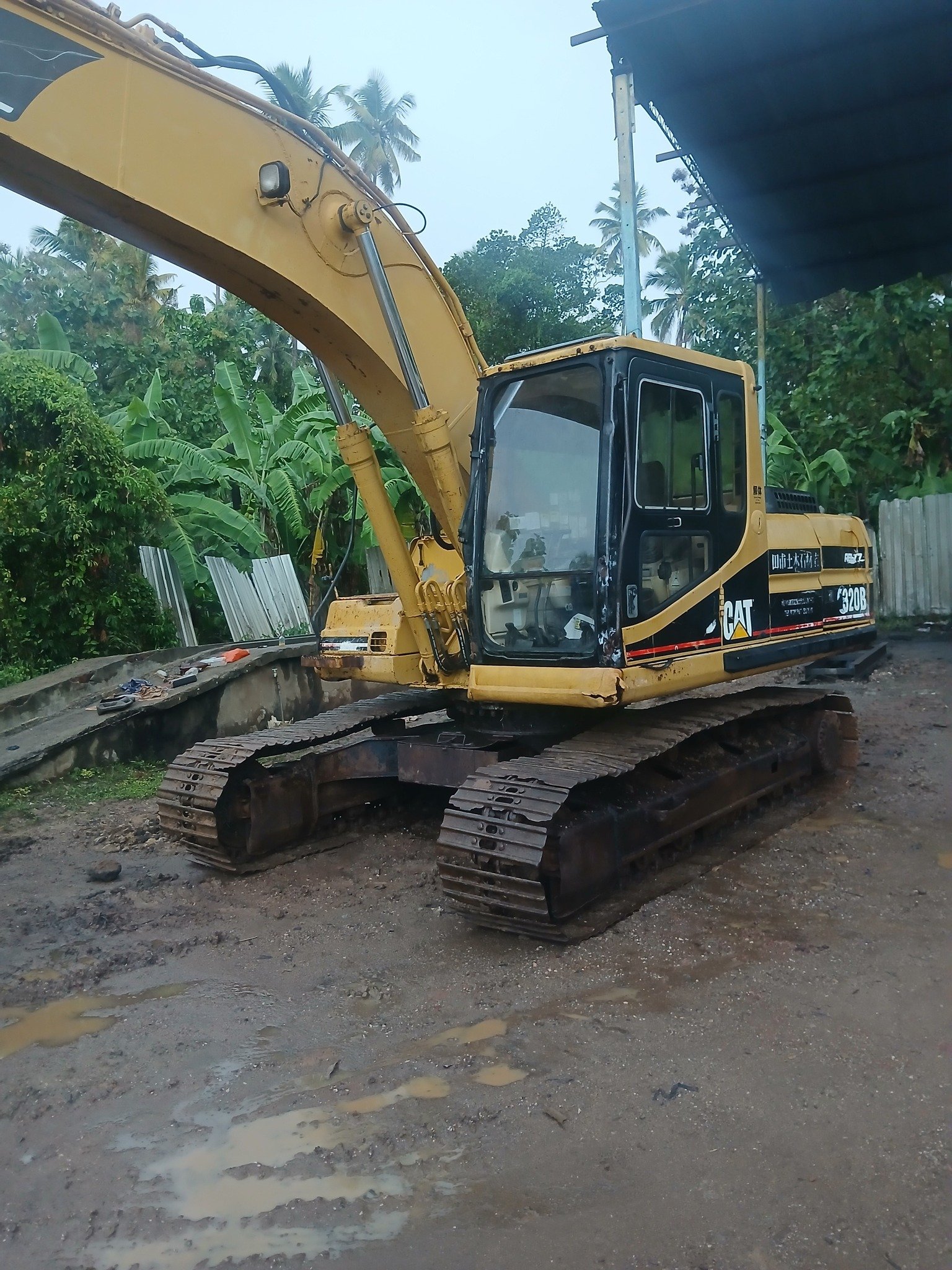 excavator for hire in homagama