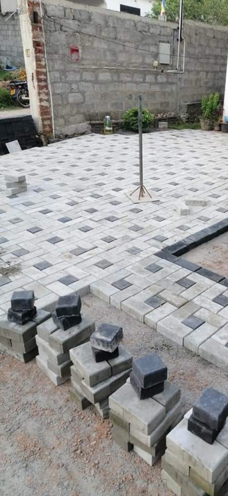 Other image 202508/landscaping-service-price-in-colombo-wedabima-d0ae45da87.jpeg