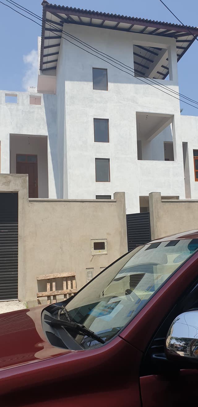 Other image 202509/amano-gutter-works-gampaha-wedabima-363cdd0b65.jpg