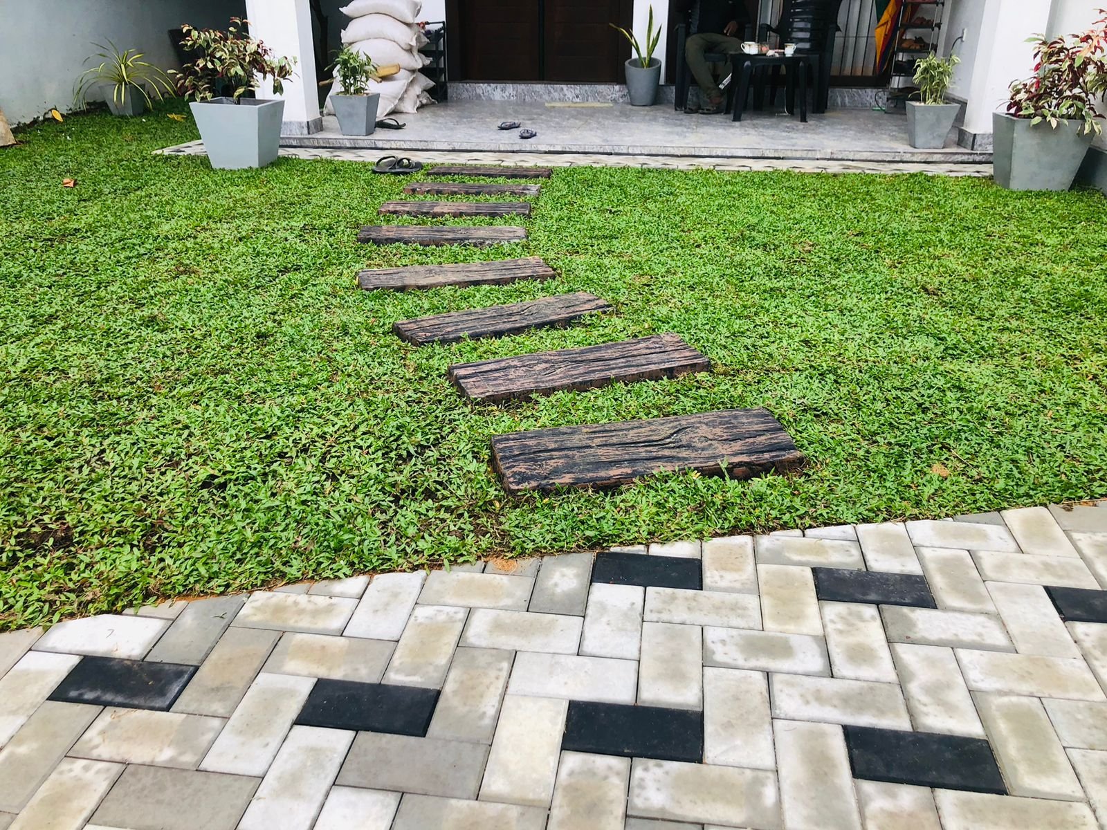 Other image 202509/australian-grass-price-kottawa-sri-lanka-wedabima-15fe80d572.jpeg