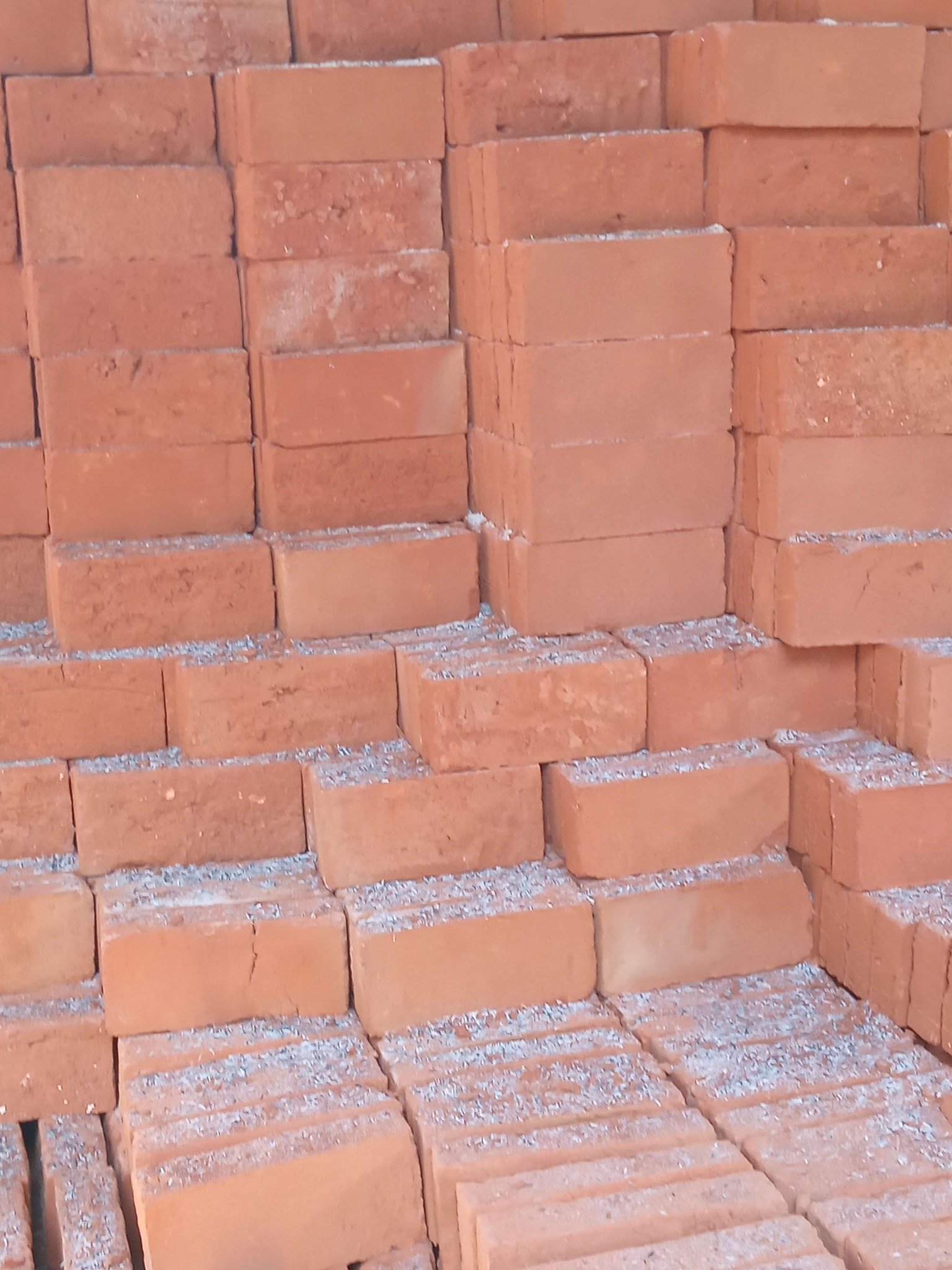 Other image 202509/bricks-blocks-for-sale-in-katugastota-sri-lanka-wedabima-fcaf03b4ab.jpg