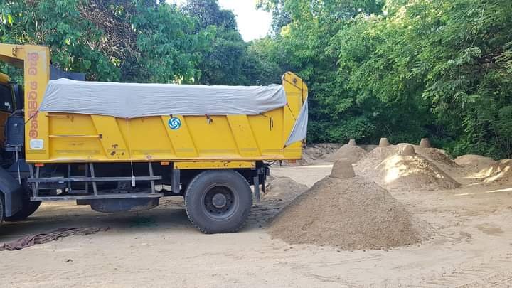 Other image 202509/building-materials-transport-in-matale-wedabima-e9c6d30eaf.jpeg