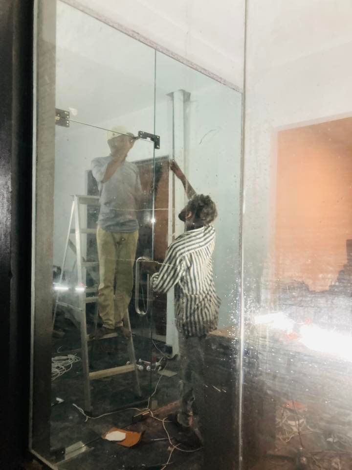 Other image 202509/tempered-glass-installation-service-providers-services-in-colombo-wedabima-d5c6d5a5c6.jpg