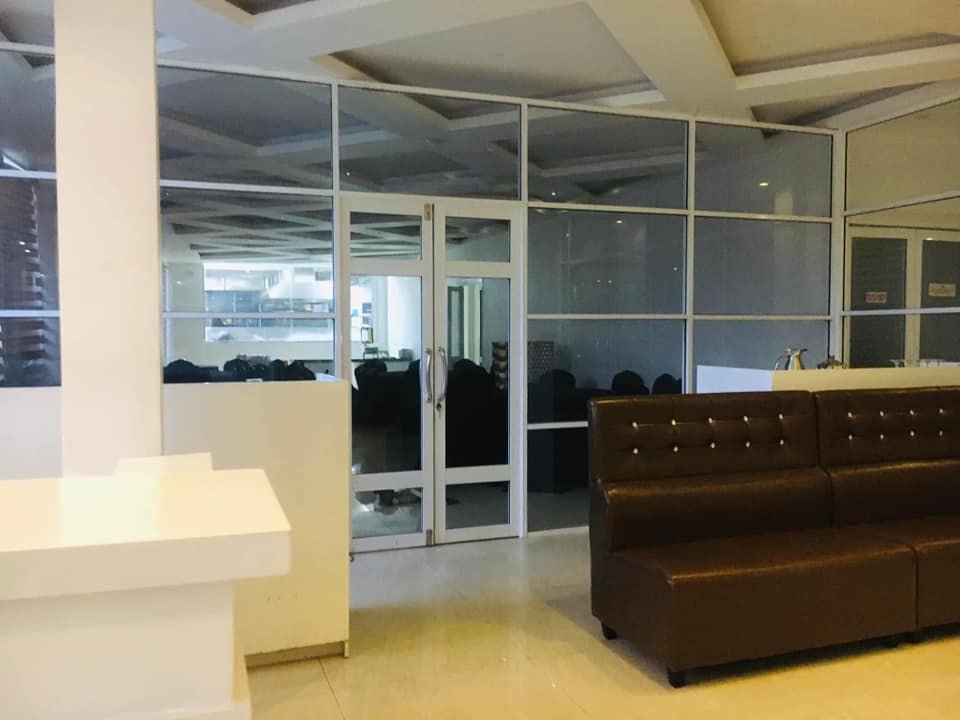 Other image 202509/tempered-glass-installation-service-providers-services-in-colombo-wedabima-ffa24fbe2c.jpg