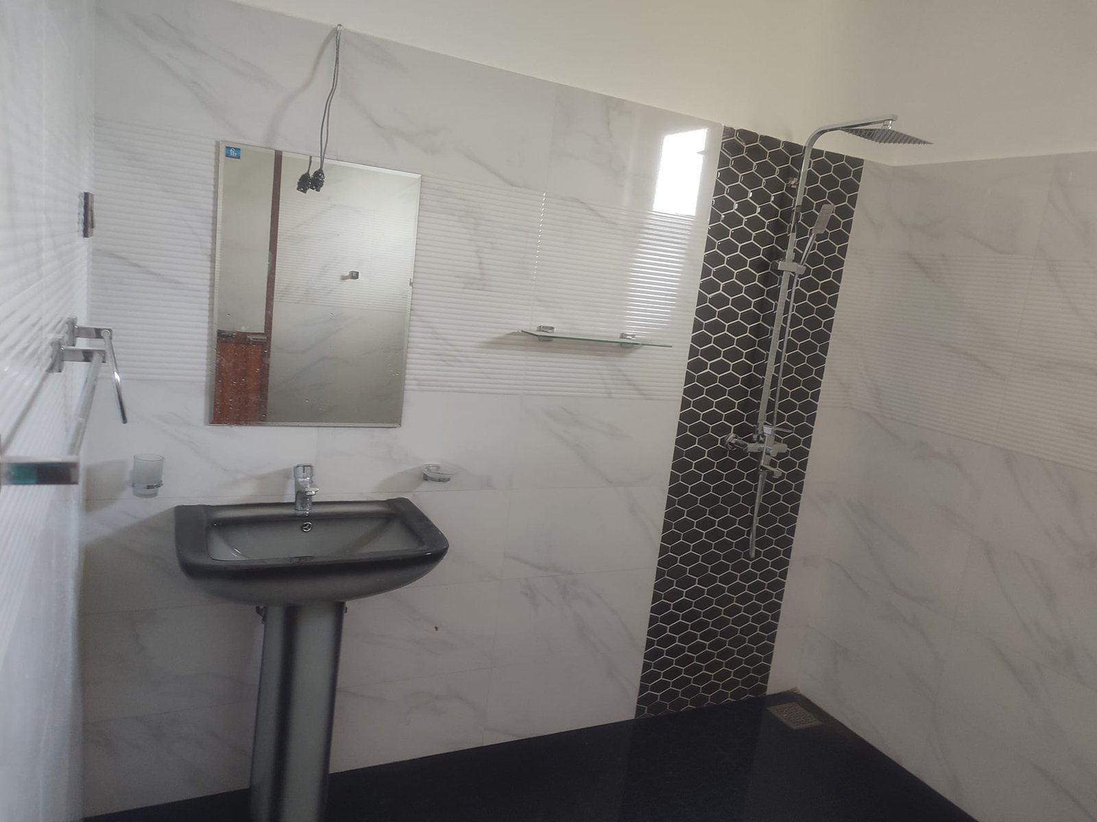 Other image 202509/wall-flooring-tiles-installation-in-gampaha-sri-lanka-wedabima-d2f25c6fa0.jpg