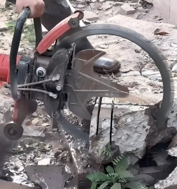 Other image 202510/concrete-wall-cutting-service-price-galle-wedabima-5a35a715f6.png
