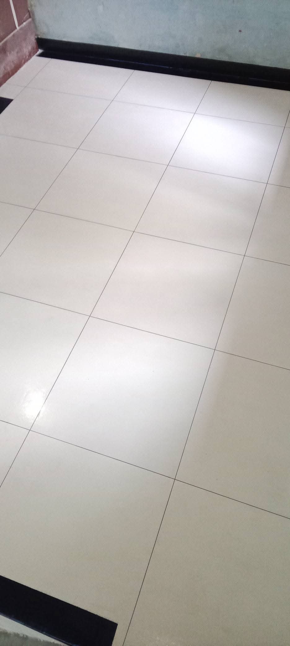 Other image 202510/epoxy-and-titanium-flooring-galle-wedabima-8f895206b8.jpeg