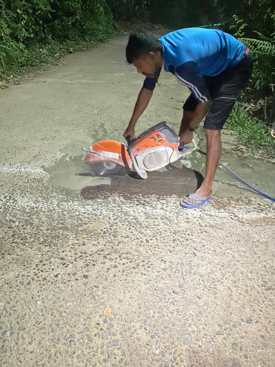 Other image 202510/floor-cutting-contractors-price-in-gampaha-wedabima-b16544abd8.jpg
