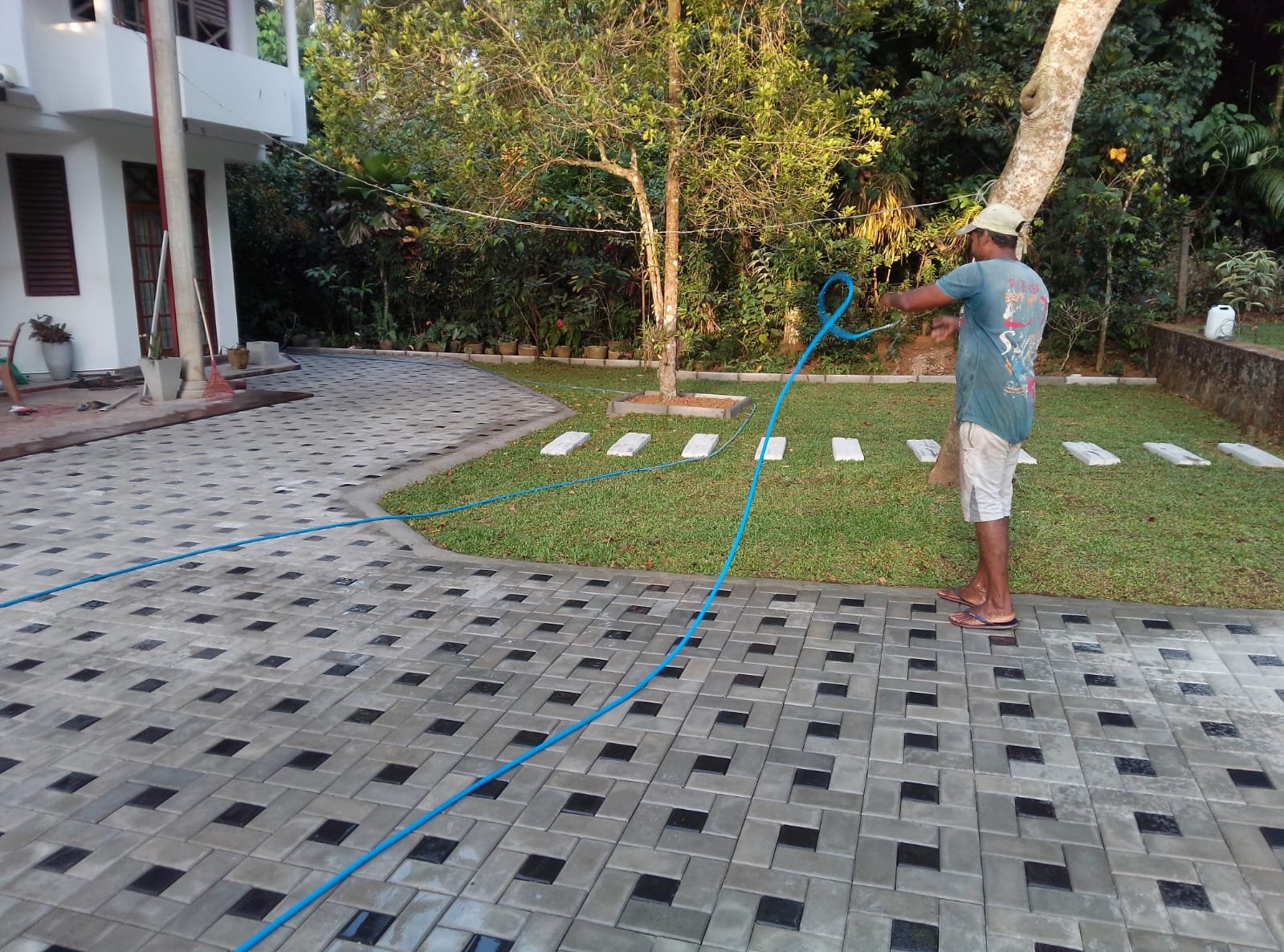 Other image 202510/garden-landscaping-sri-lanka-wedabima-951dca6a70.jpeg