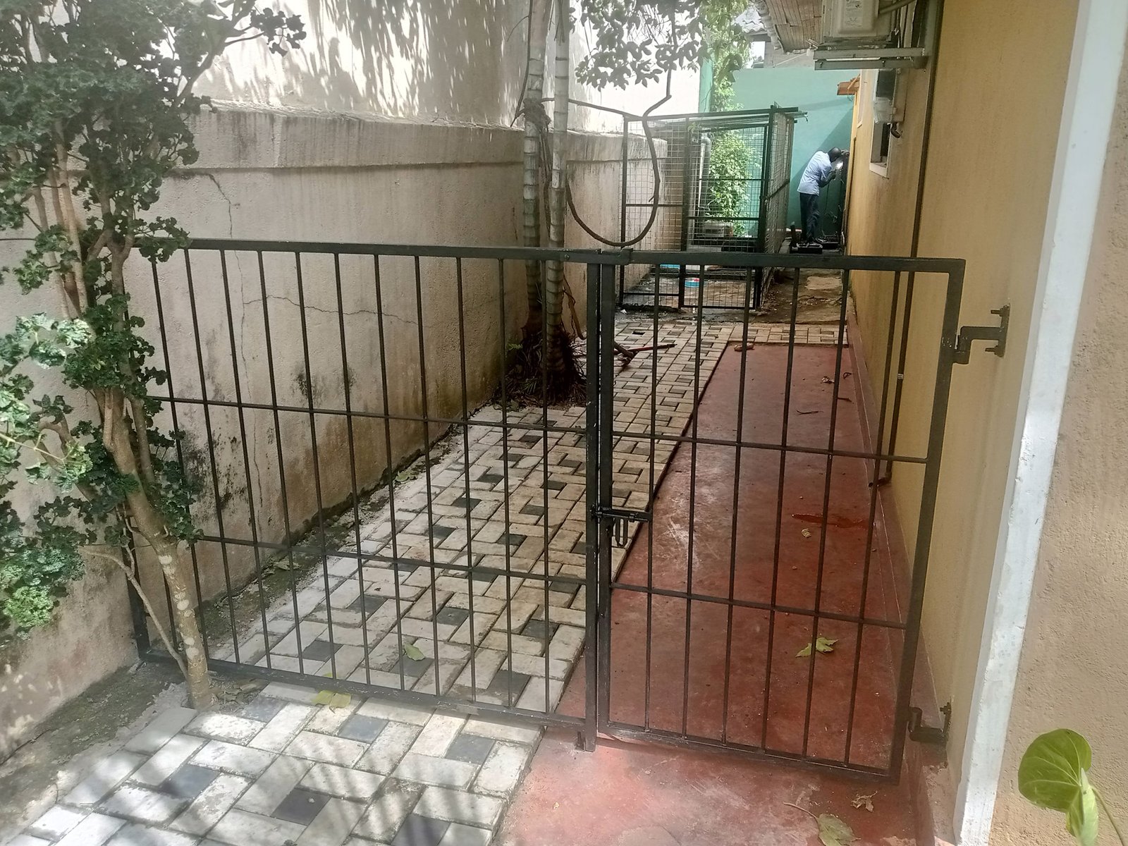 Other image 202510/grill-gate-design-in-sri-lanka-wedabima-d285d71052.jpg