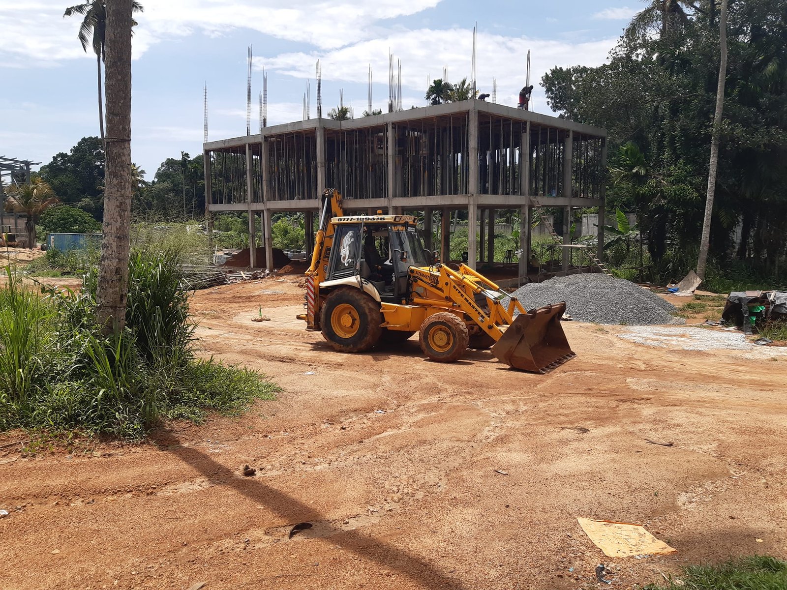 Other image 202510/jcb-for-hire-in-kirindiwela-wedabima-42dec59e2c.jpg