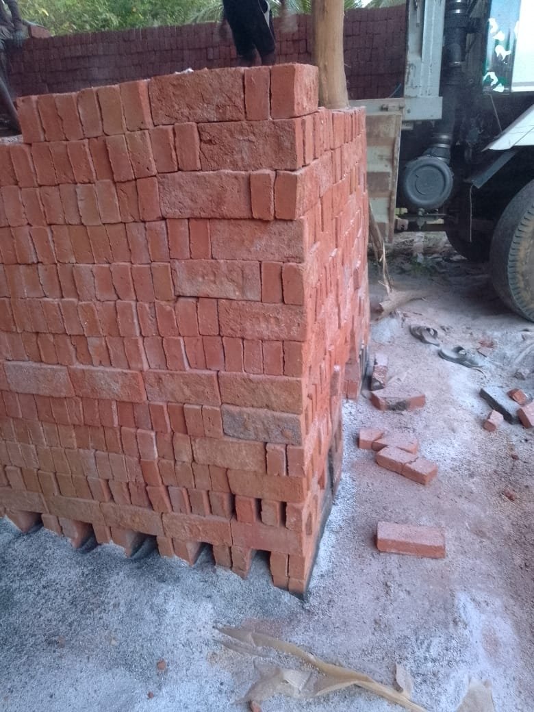 Other image 202510/manufacturings-in-wellawaya-specializing-in-bricks-wedabima-0df71e168a.jpeg