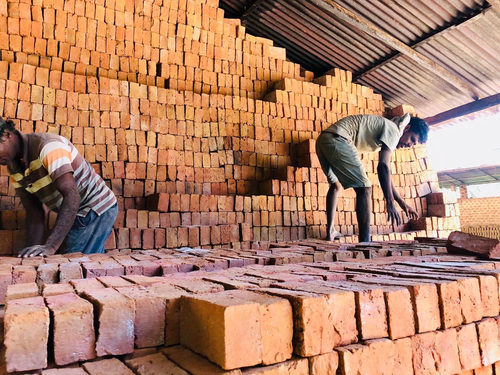 Other image 202510/moda-gadol-size-in-badulla-wedabima-e8331ab16b.jpg