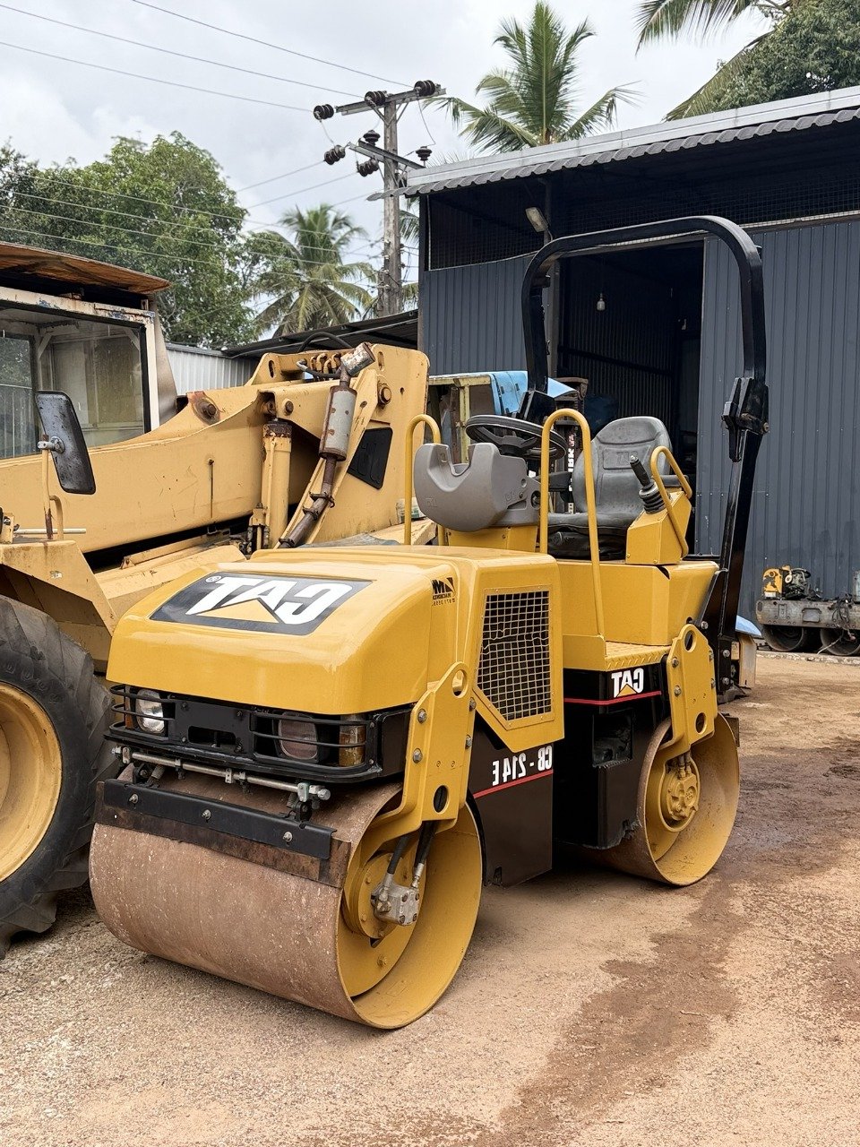 Other image 202510/uj-perera-and-sons-pvt-ltd-wedabima-ffd2509353.jpeg