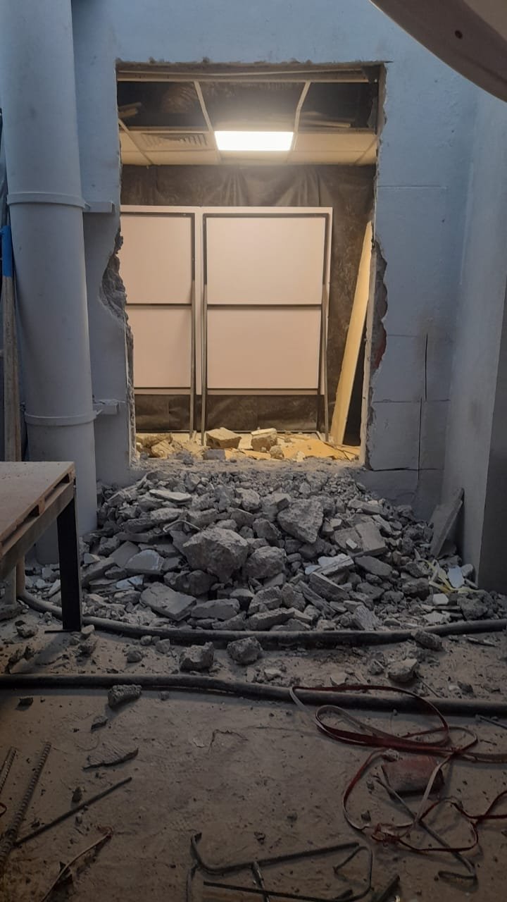 Other image 202511/building-demolishing-clearing-kadawatha-wedabima-b3b8447219.jpeg