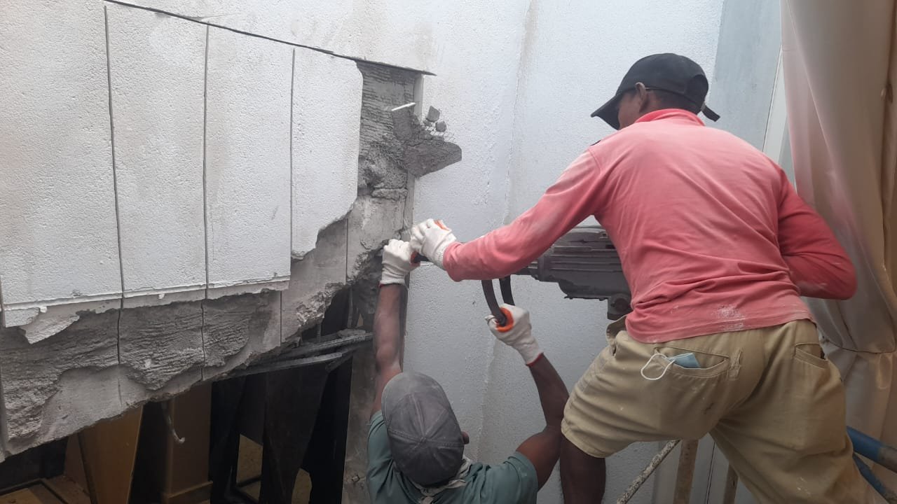 Other image 202511/demolition-concrete-breaking-colombo-wedabima-f16d8e3bb4.jpeg