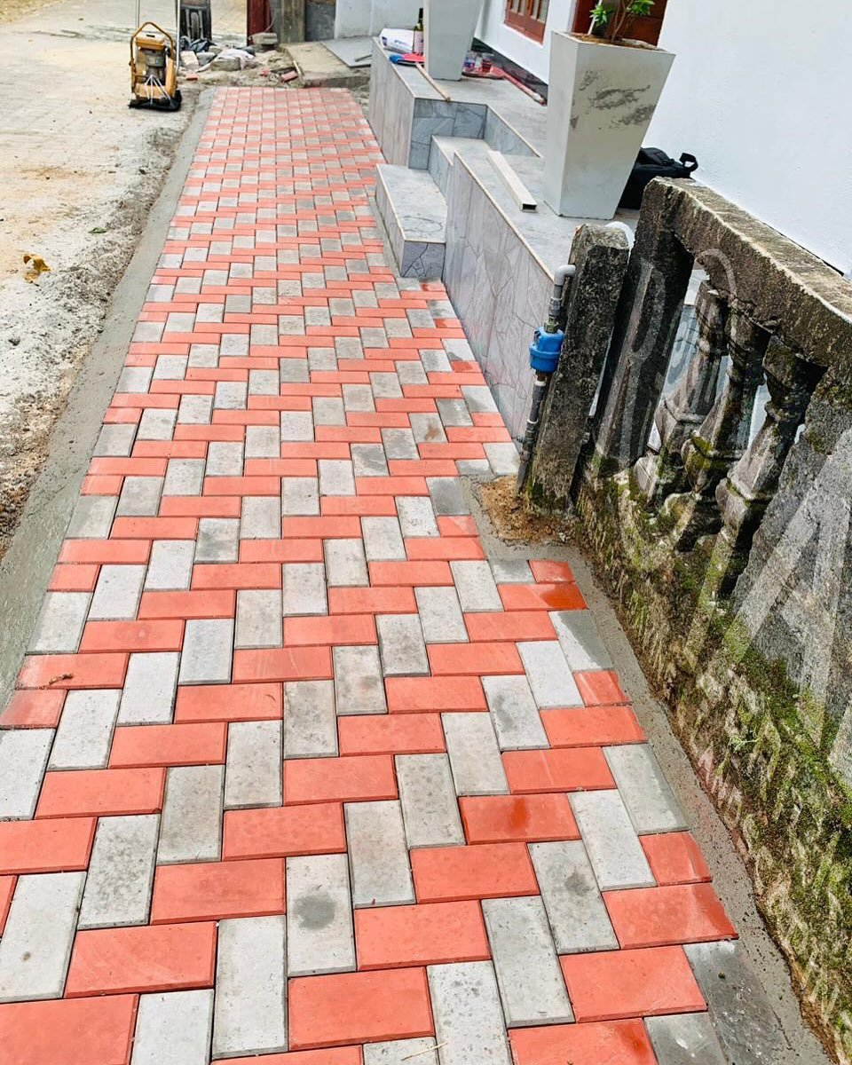 Other image 202511/interlock-paving-companies-in-malwana-sri-lanka-wedabima-e27e19e1e0.jpg