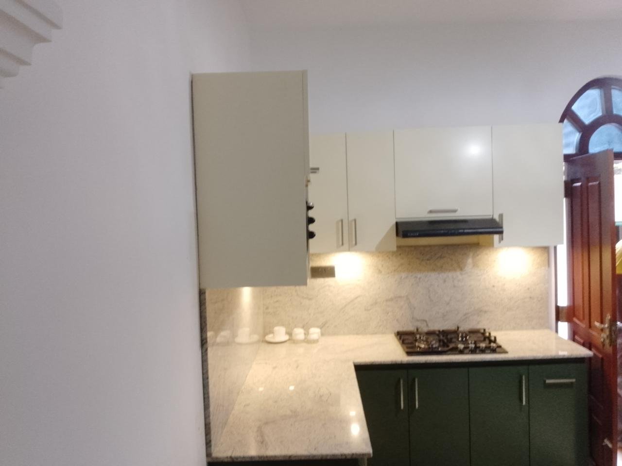 Other image 202512/kitchen-pantry-cupboard-designers-in-colombo-wedabima-0bcea1bdb8.jpeg