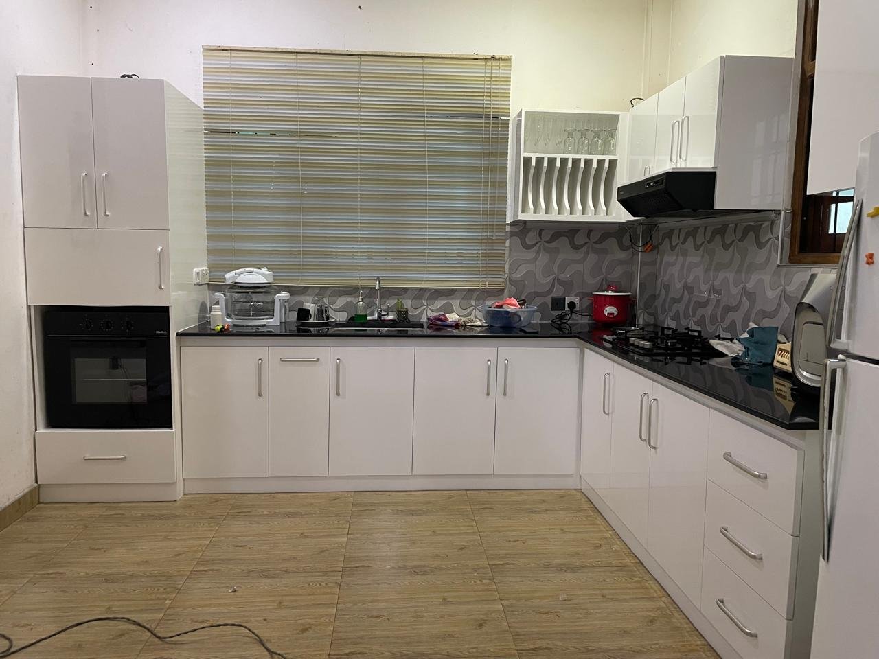 Other image 202512/kitchen-pantry-cupboard-designers-in-colombo-wedabima-a8bbf3aae2.jpeg