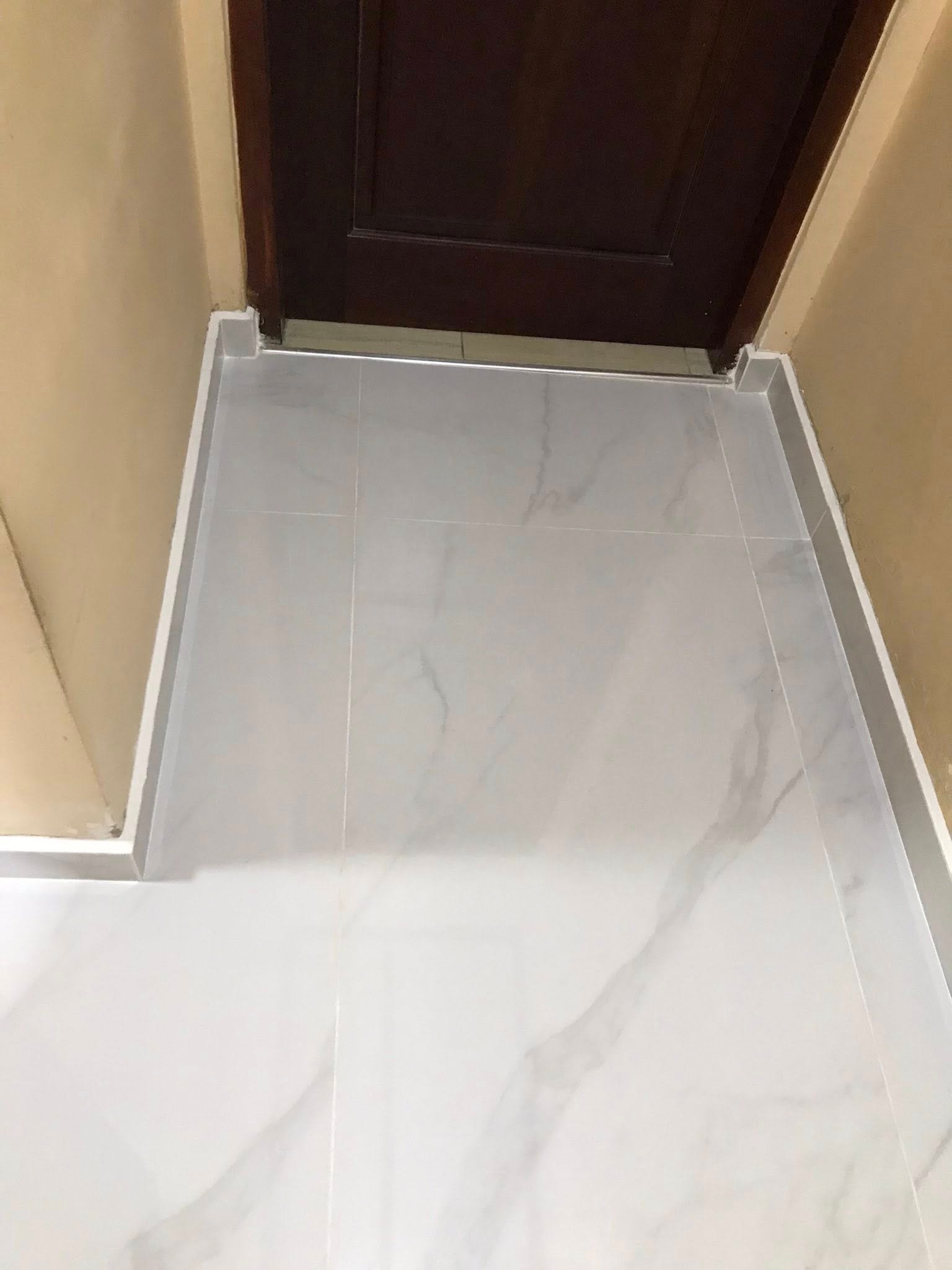 Other image 202512/tile-installation-work-in-delogoda-sri-lanka-wedabima-b829c6c203.jpg