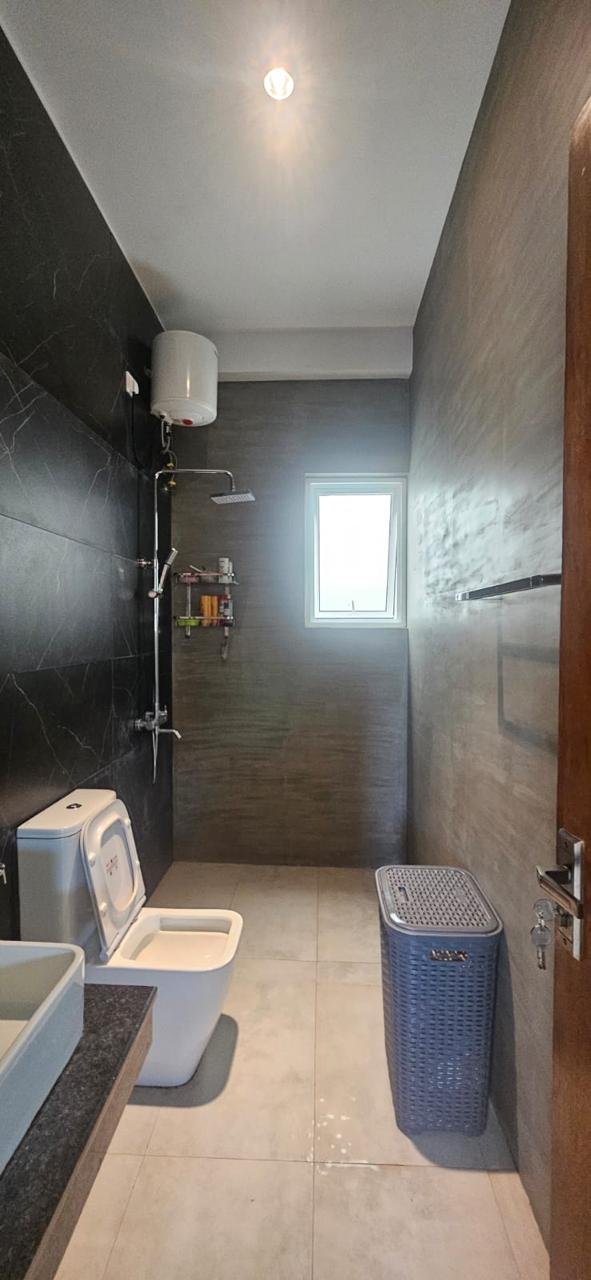 Other image 202601/bathroom-designs-and-house-building-contractors-colombo-wedabima-8980b47713.jpg