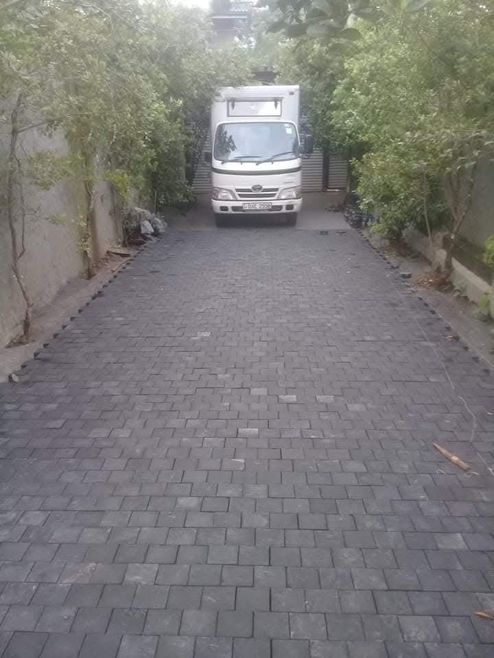 Other image 202602/decorative-interlock-paving-price-in-sri-lanka-wedabima-9f925c71ae.jpeg