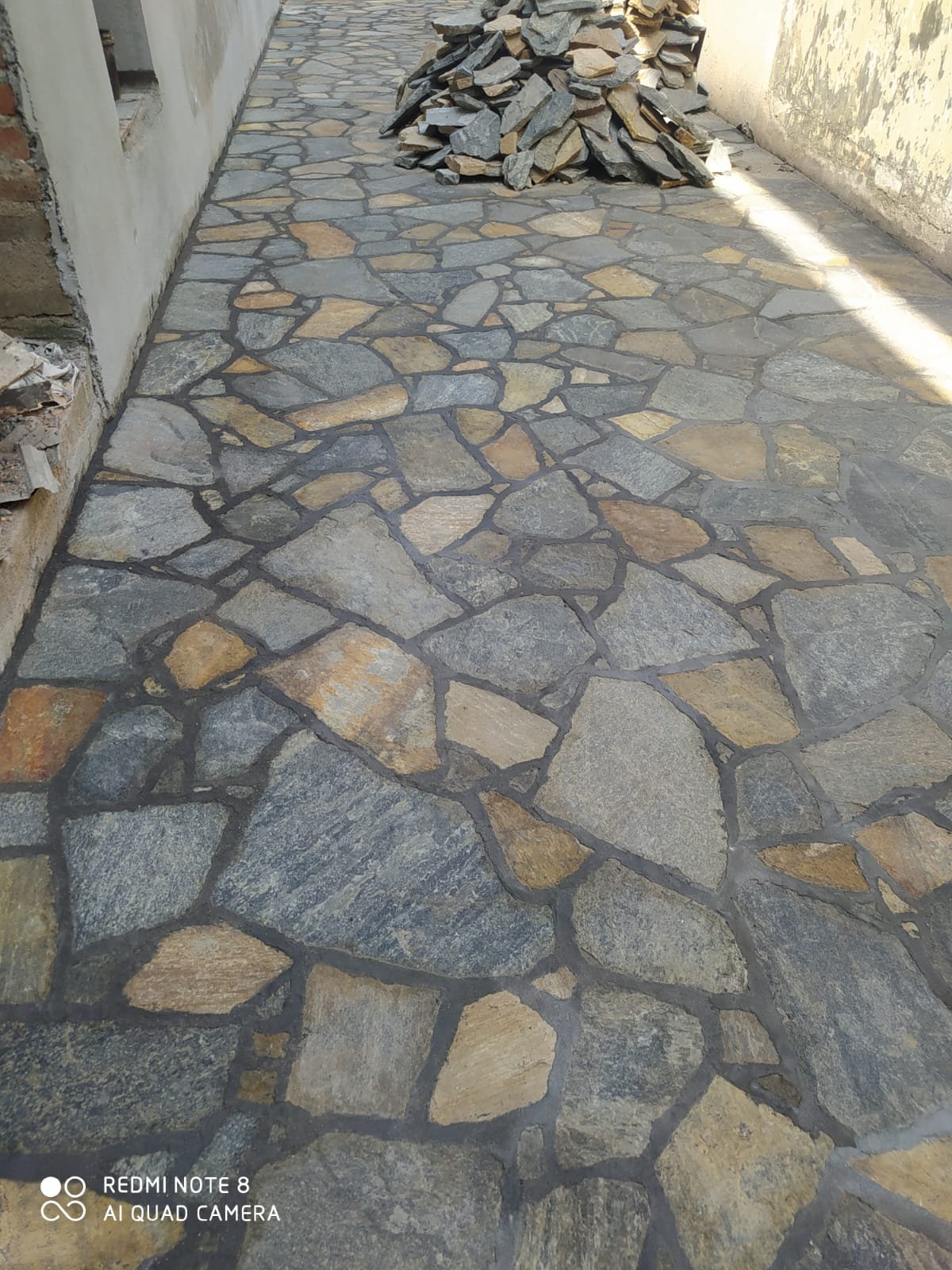 Other image 202602/natural-point-stone-installation-matara-wedabima-1454084487.jpeg