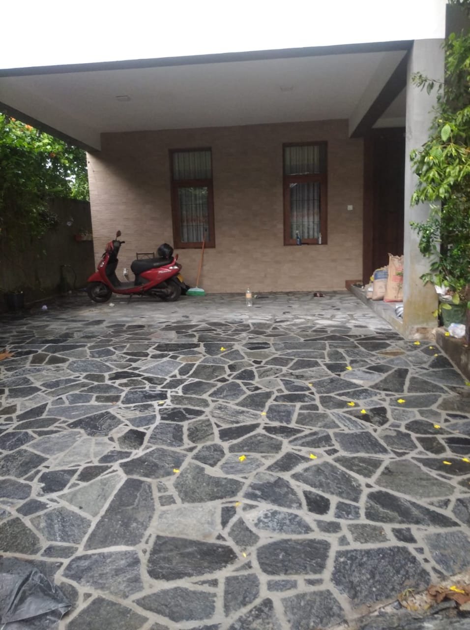 Other image 202602/natural-point-stone-installation-matara-wedabima-fd75669477.jpeg